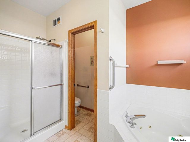 15024 Spaulding Street, Omaha, NE 68116