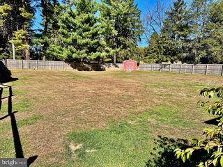 977 YORK ST, Lebanon, PA 17042