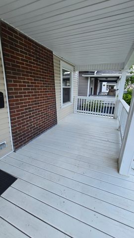 1156 S Champion Avenue, Columbus, OH 43206