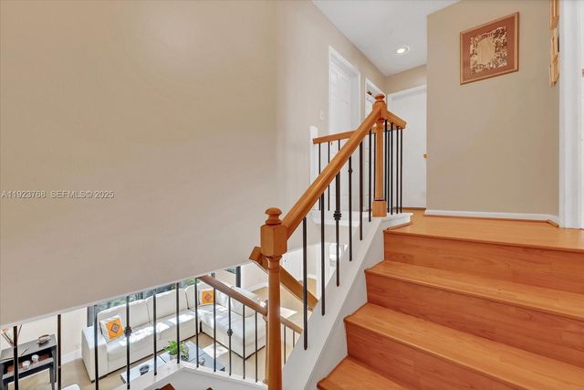 3013 Willow Ln 260, Hollywood, FL 33021