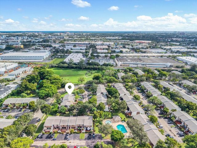 3013 Willow Ln 260, Hollywood, FL 33021