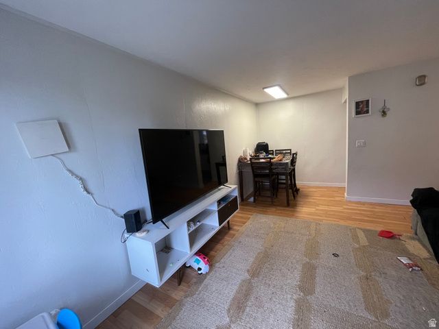 1069 W WENCO DR, Salt Lake City, UT 84104