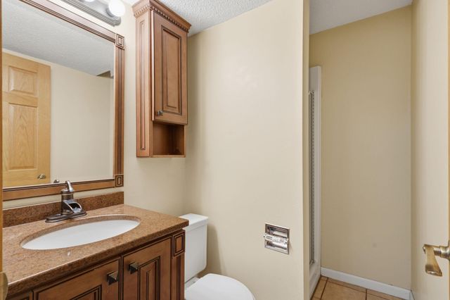 332 Fleur Drive, New Hampton, IA 50659
