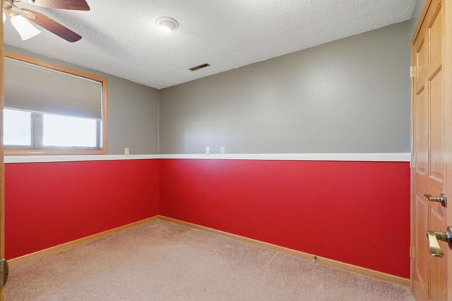 332 Fleur Drive, New Hampton, IA 50659