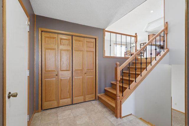 332 Fleur Drive, New Hampton, IA 50659