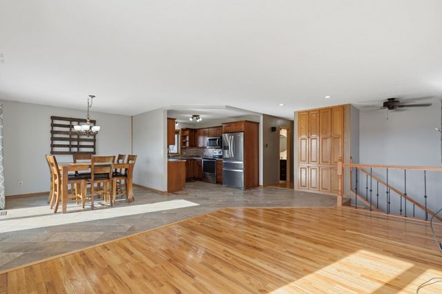 332 Fleur Drive, New Hampton, IA 50659