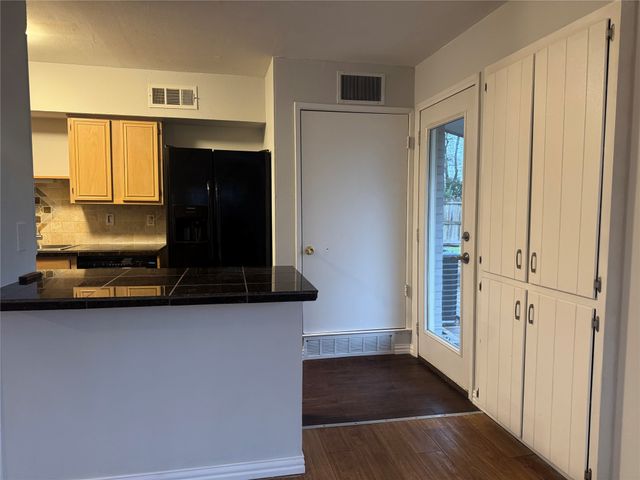 11447 Coral Hills Drive, Dallas, TX 75229