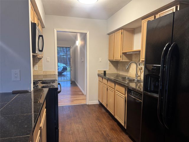 11447 Coral Hills Drive, Dallas, TX 75229