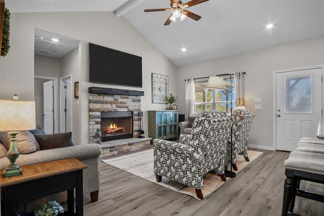 805 Carter Lane, Santo, TX 76472