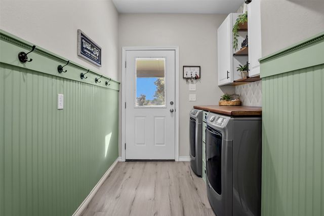 805 Carter Lane, Santo, TX 76472