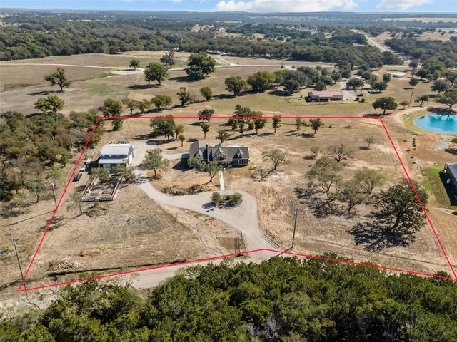 805 Carter Lane, Santo, TX 76472
