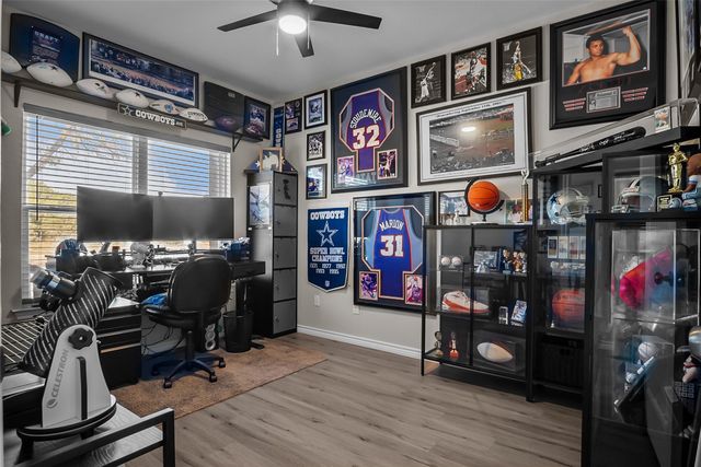 805 Carter Lane, Santo, TX 76472