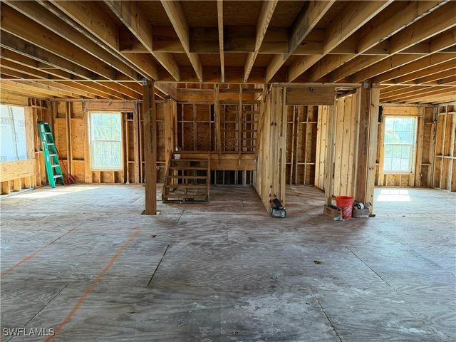 2129 Davis BLVD, Fort Myers, FL 33905