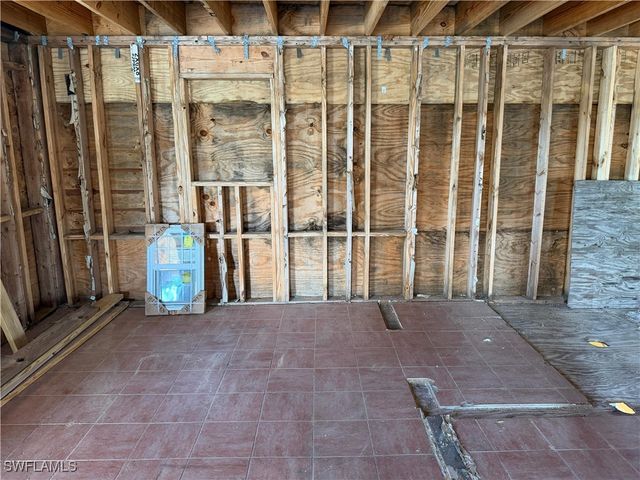 2129 Davis BLVD, Fort Myers, FL 33905