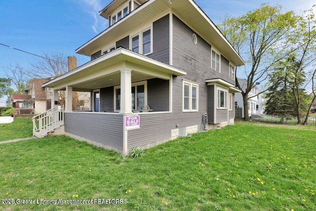 1127 W Saginaw Street, Lansing, MI 48915