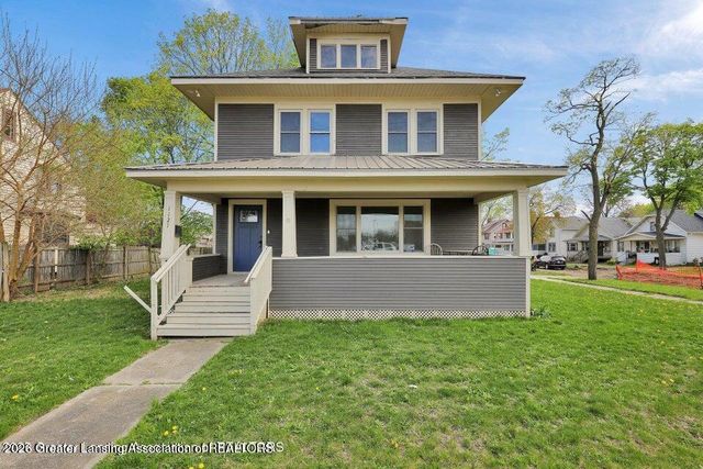 1127 W Saginaw Street, Lansing, MI 48915