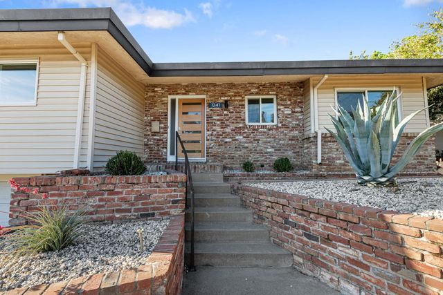 1241 Nevis Ct, Sacramento, CA 95822