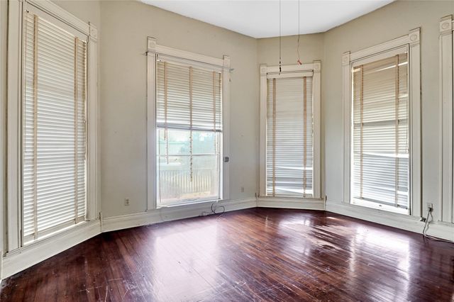 200 S Colorado Street, Whitney, TX 76692