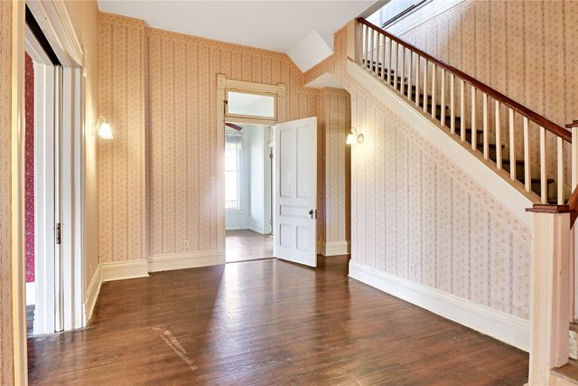 200 S Colorado Street, Whitney, TX 76692