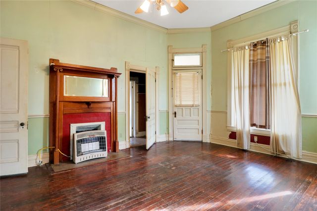 200 S Colorado Street, Whitney, TX 76692