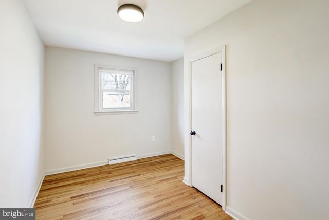 254 BLUE ROCK RD, Millersville, PA 17551