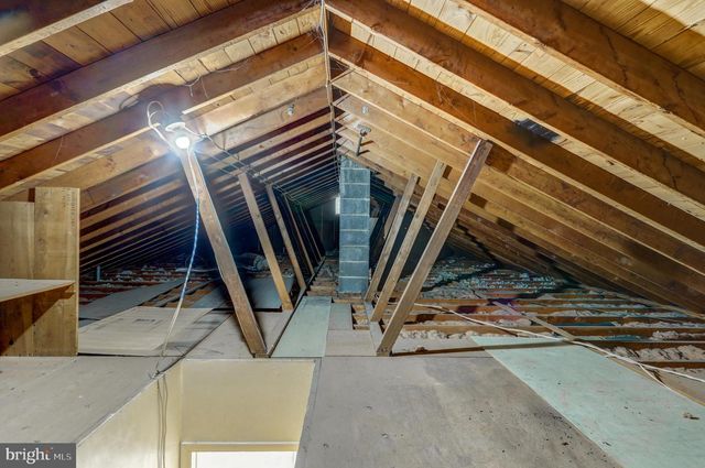 254 BLUE ROCK RD, Millersville, PA 17551