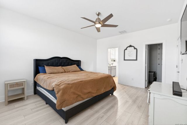 2906 Vista Pkwy, New Braunfels, TX 78130