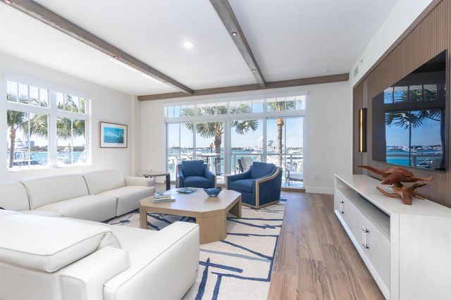 184 Lake Drive 3201, Palm Beach Shores, FL 33404