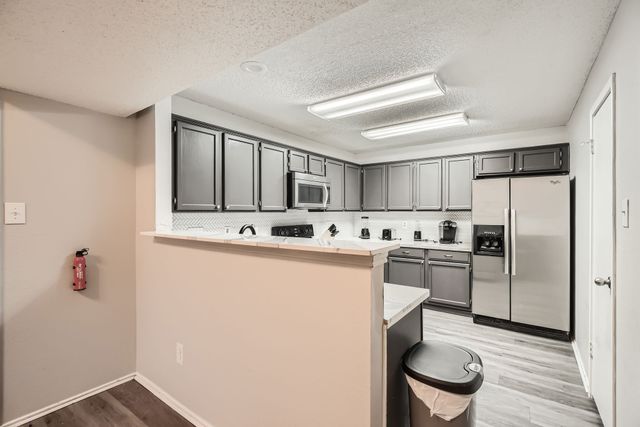 1106 Alameda Drive, Carrollton, TX 75007