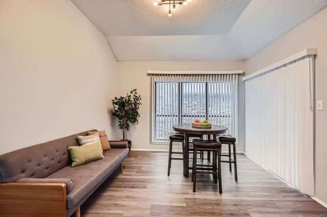 1106 Alameda Drive, Carrollton, TX 75007