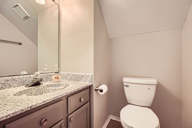 1106 Alameda Drive, Carrollton, TX 75007