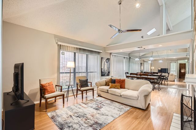 1106 Alameda Drive, Carrollton, TX 75007
