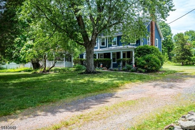 78 Falcon Rd, Hillsborough Twp., NJ 08844