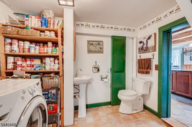 78 Falcon Rd, Hillsborough Twp., NJ 08844