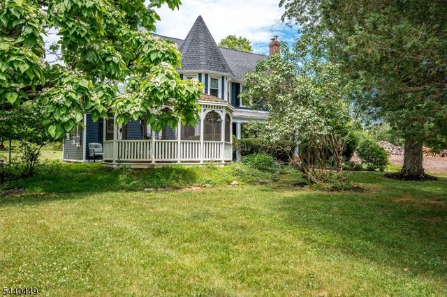 78 Falcon Rd, Hillsborough Twp., NJ 08844