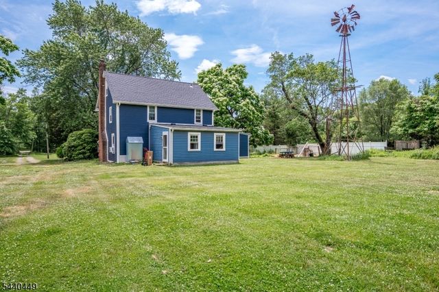 78 Falcon Rd, Hillsborough Twp., NJ 08844