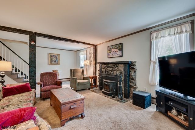 78 Falcon Rd, Hillsborough Twp., NJ 08844