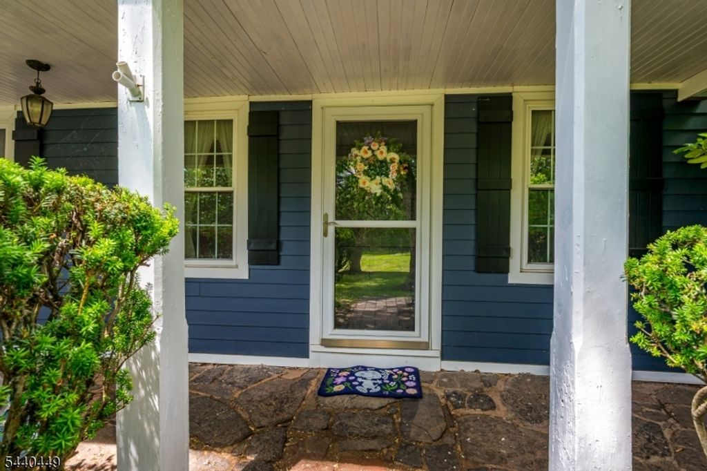 78 Falcon Rd, Hillsborough Twp., NJ 08844 — photo 5