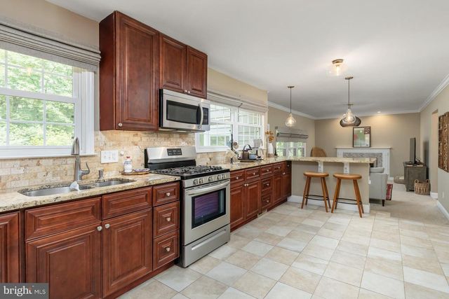 200 LENAPE TRL, Wenonah, NJ 08090