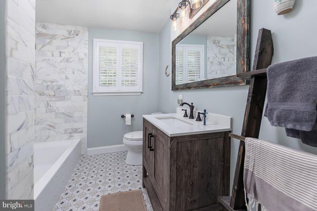 200 LENAPE TRL, Wenonah, NJ 08090