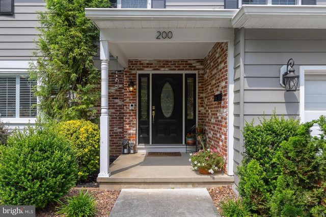 200 LENAPE TRL, Wenonah, NJ 08090