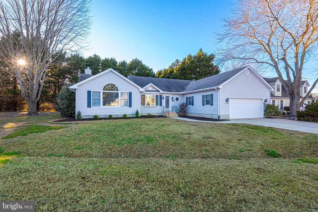 11215 SAINT MARTINS PKWY, Berlin, MD 21811