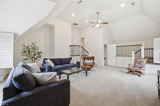 3316 Upper Palace GRN, Virginia Beach, VA 23452