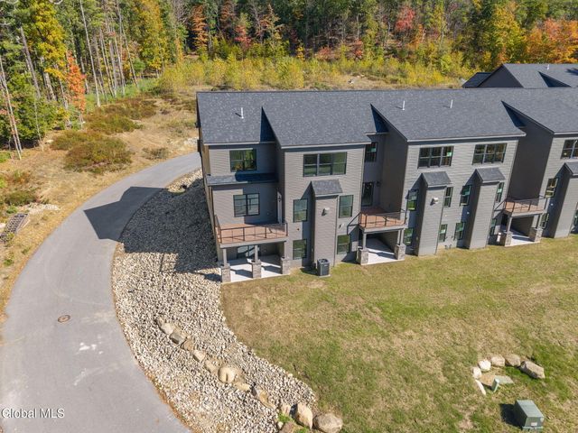 24 Hill Crest Lane UNIT 5, Lake George, NY 12845