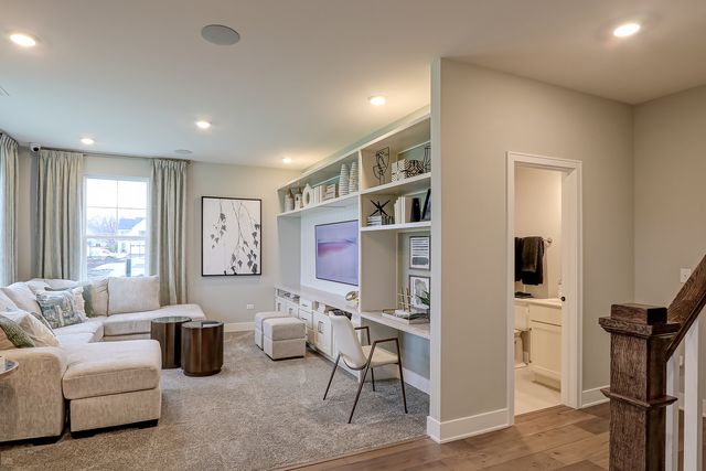 5046 Cedar Drive, Naperville, IL 60564
