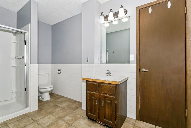 1910 N Mount Carmel Ave, Wichita, KS 67203