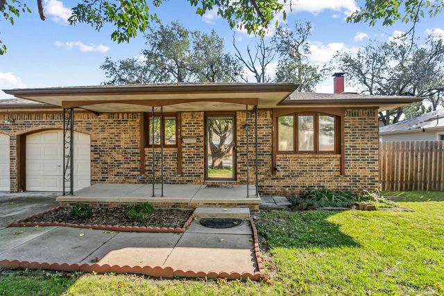 1910 N Mount Carmel Ave, Wichita, KS 67203