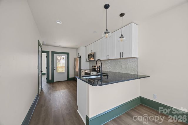 63 Elizabeth Place, Asheville, NC 28801