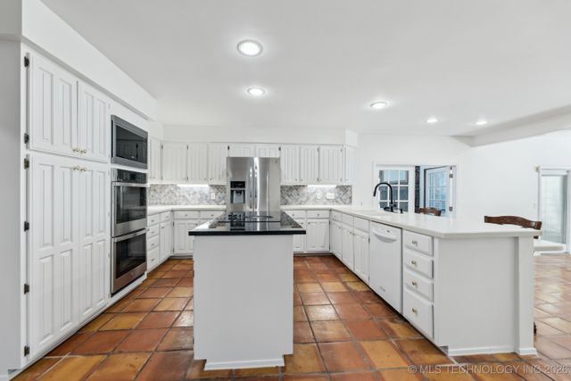 5219 S 265th West Avenue, Sand Springs, OK 74063