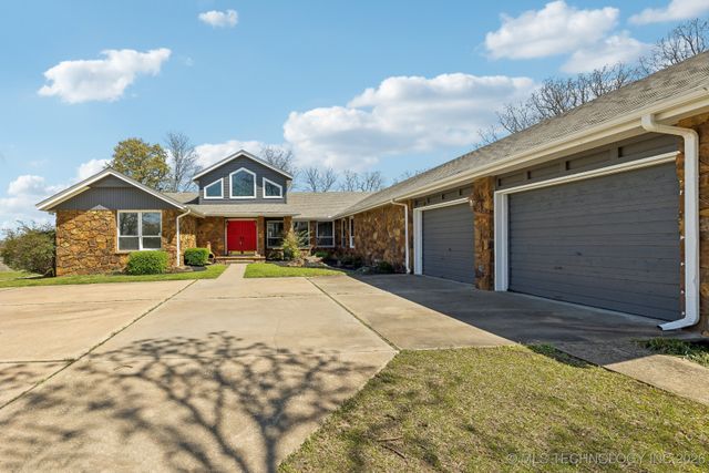 5219 S 265th West Avenue, Sand Springs, OK 74063